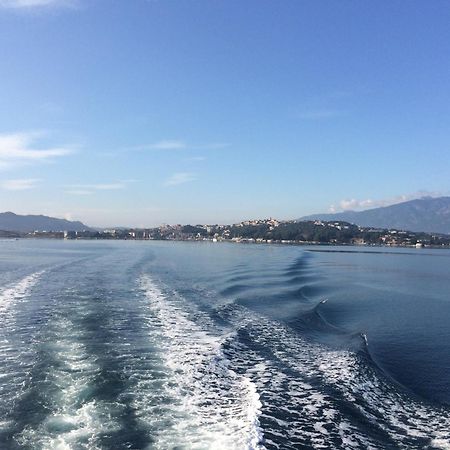 ホテル Les Yachts De Porto Vecchio - Le Philae エクステリア 写真